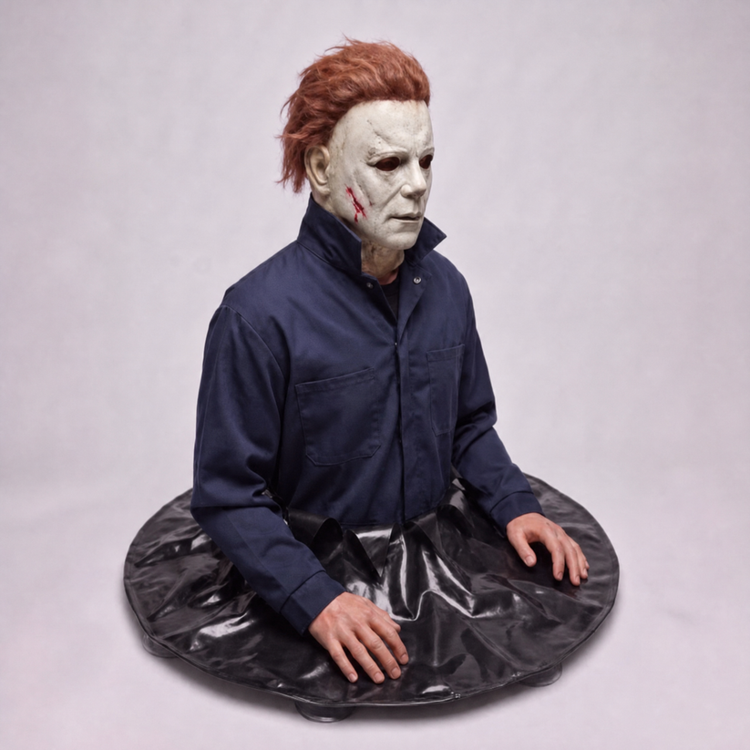SpookyRoof – Handcrafted Car Roof Ghost Figure