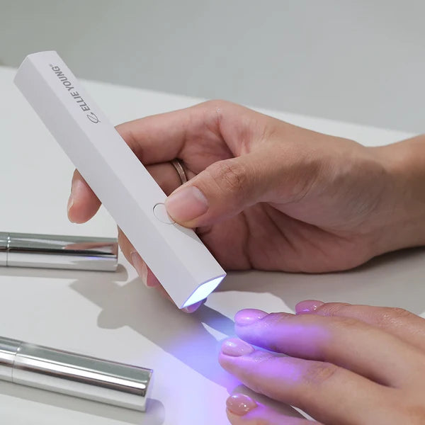 Pure Blanc | Pocket Salon™ One Step Gel Pen – All-in-One UV Gel Polish